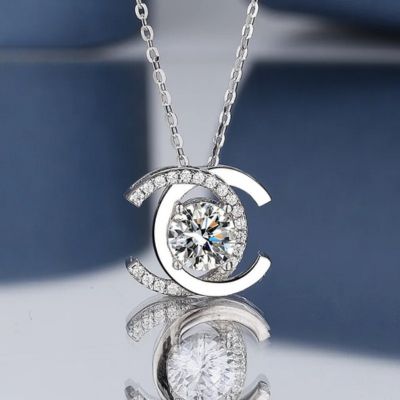 collier chaine femme lumière captivante