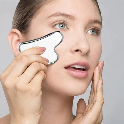 gua sha femme surprise effet décongestionnant immédiat