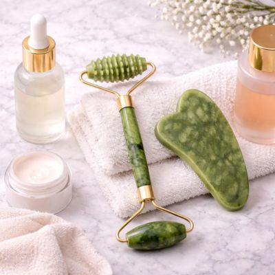gua sha visage soins de beauté en jade